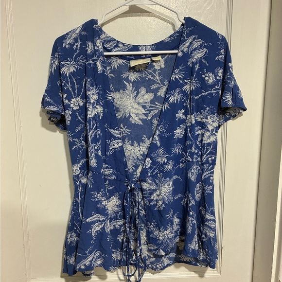 Anthropologie Maeve Blue and White Floral Blouse Size 4 - Picture 1 of 6